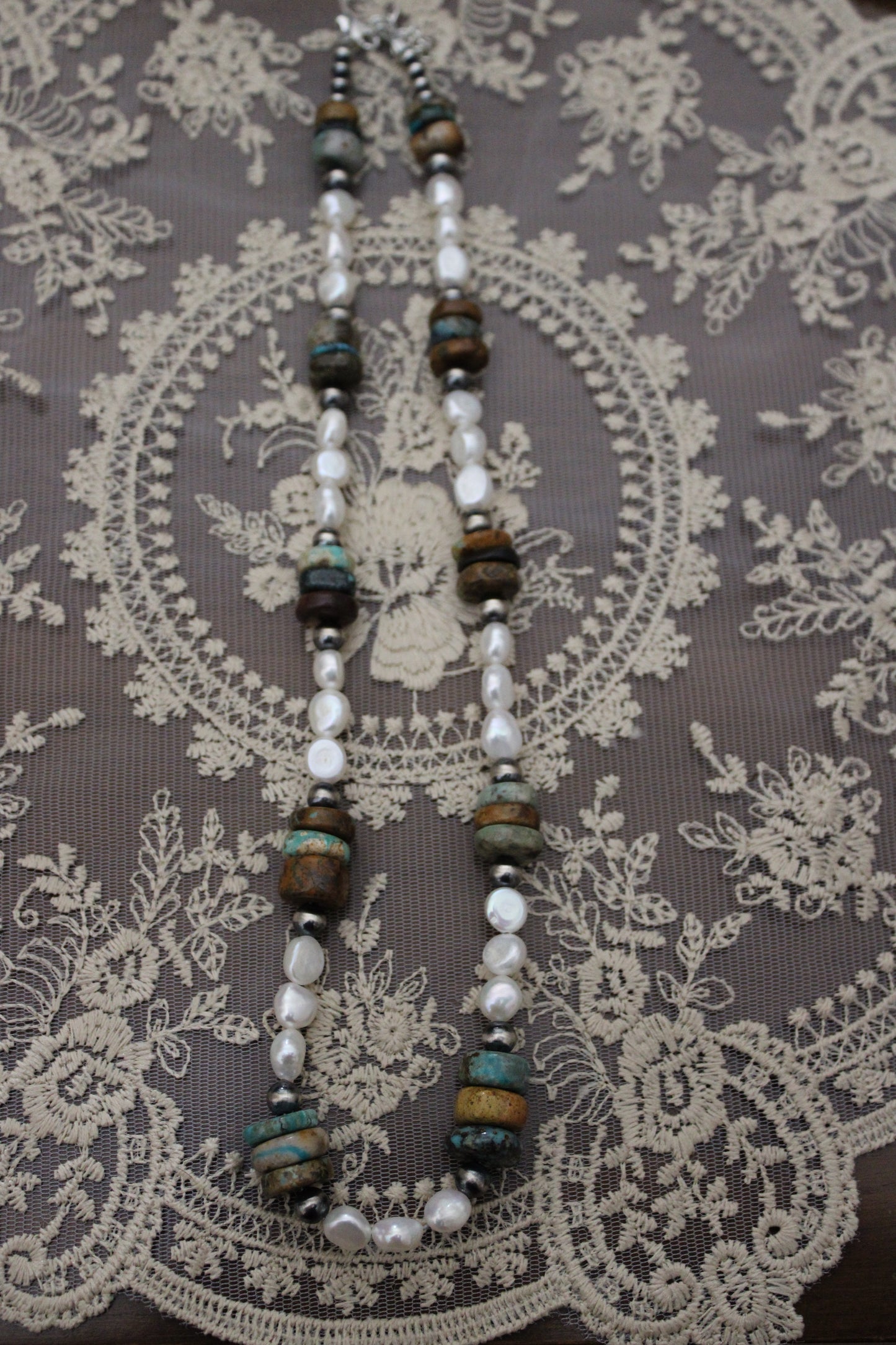 Chunky pearls -21in + 2in ext