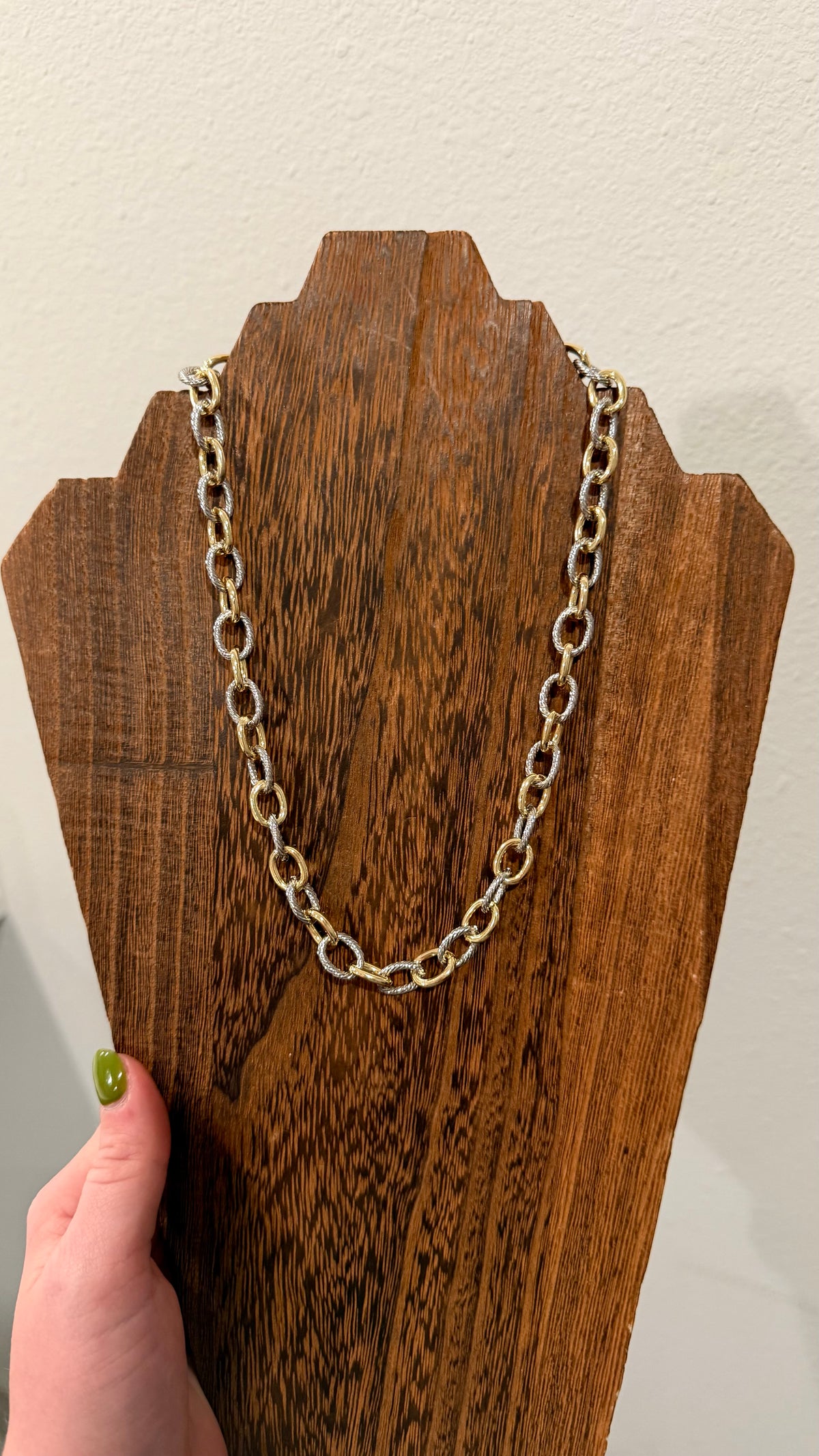 Mixed metal necklace-18in