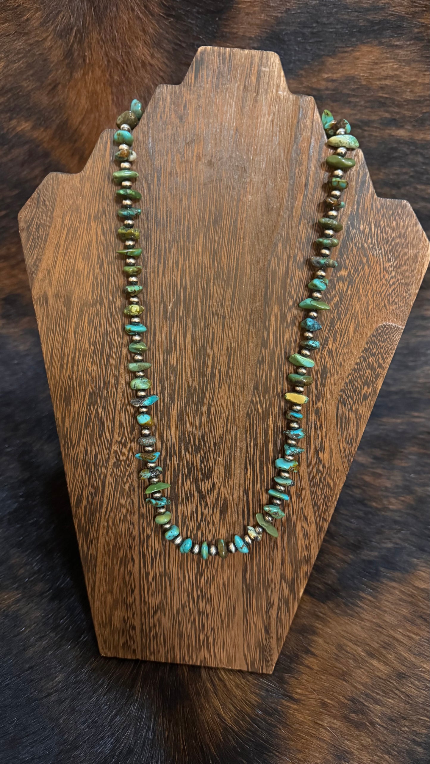 Large turquoise chip -23in