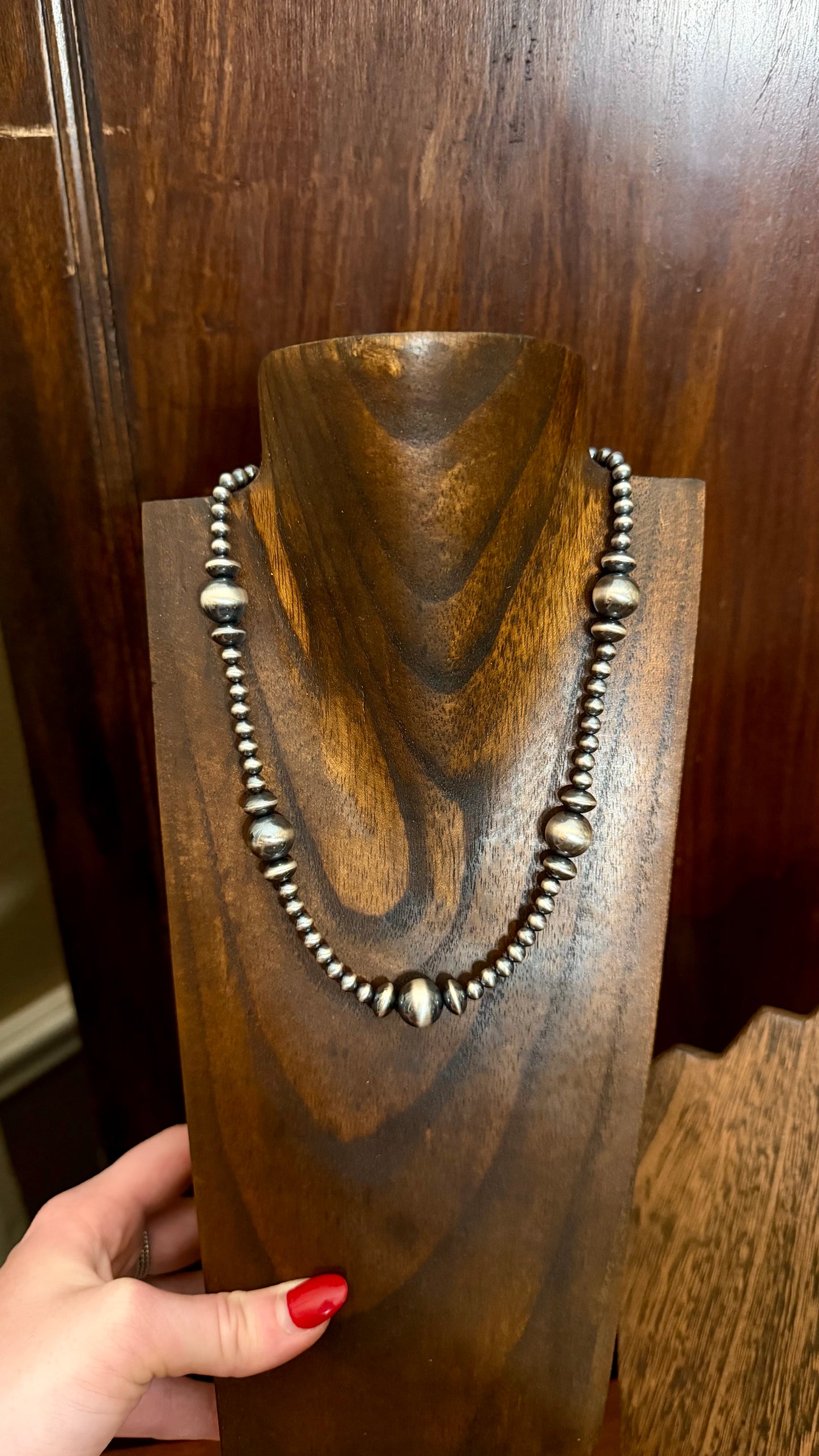 The Hannah- 17in + 2in ext made to order