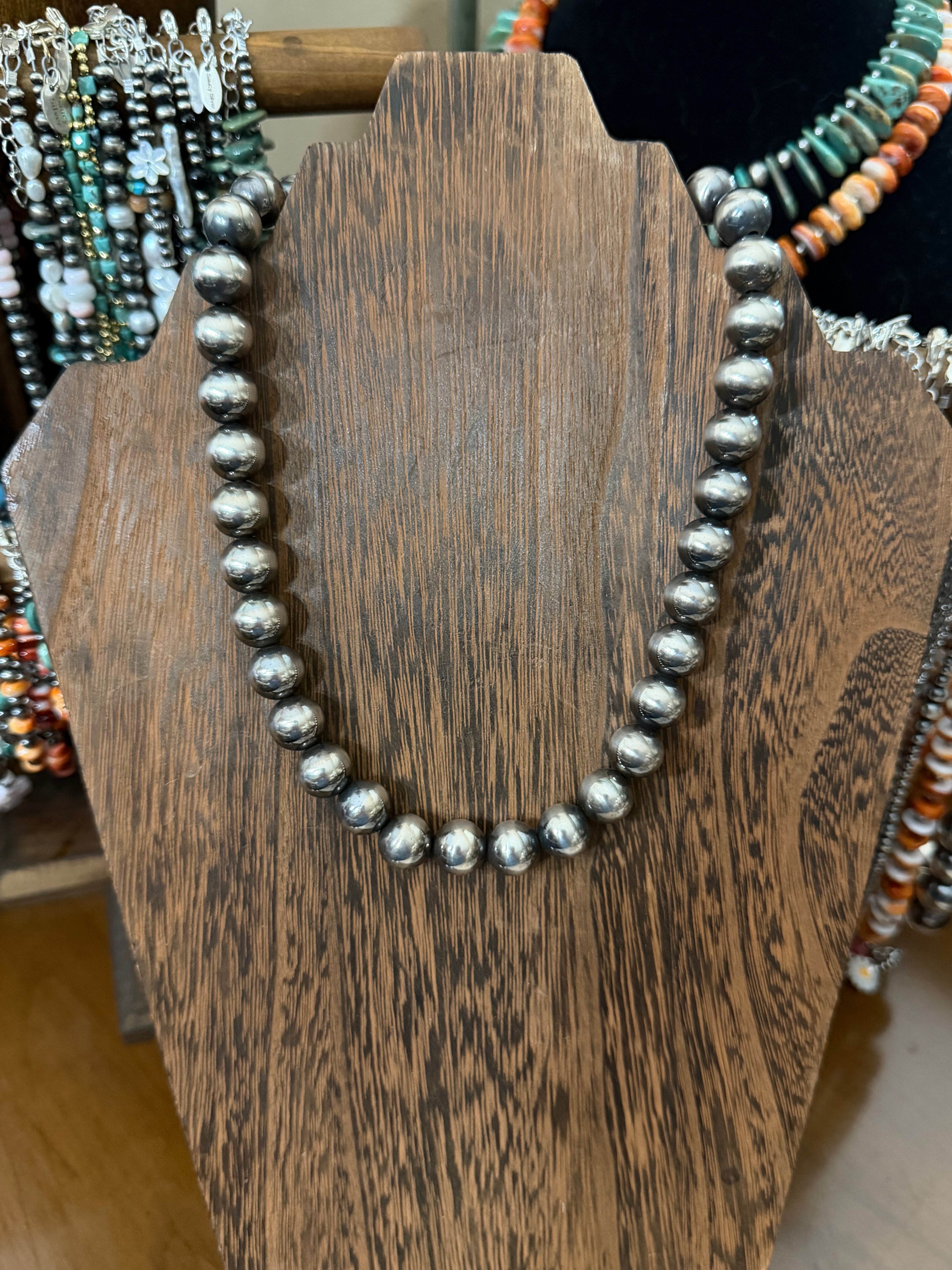All silver – Saucy Silver