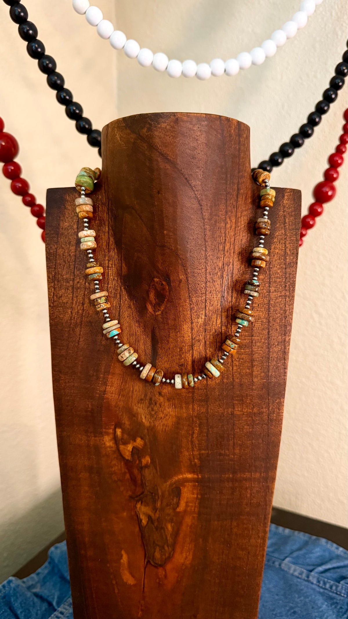 Turquoise necklace -17in + 2in ext