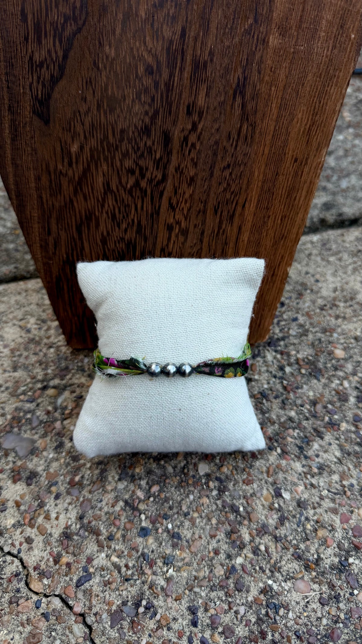 Flower printed fabric bracelet