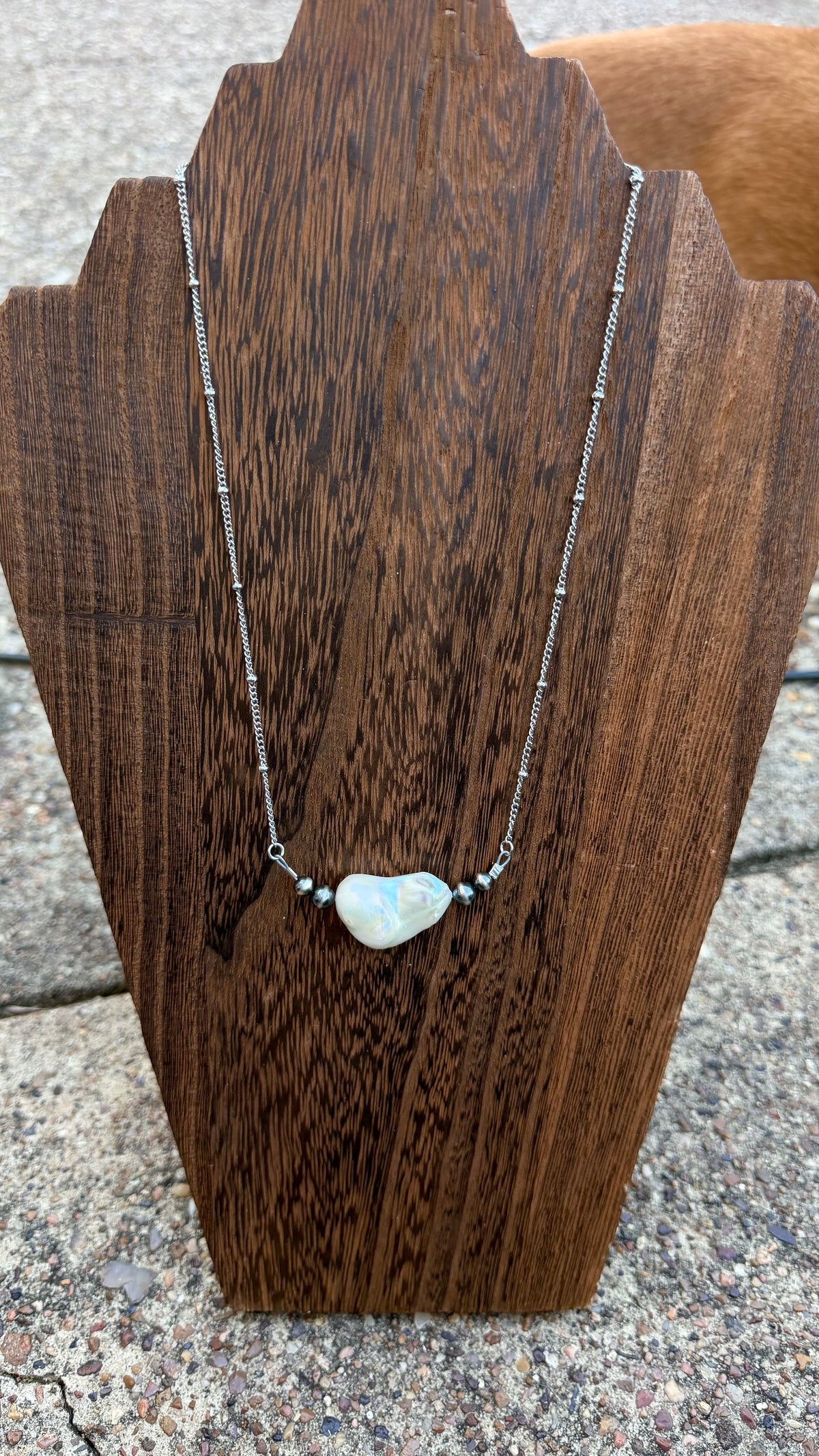 Freshwater pearl bar #1 -16in + 2in ext