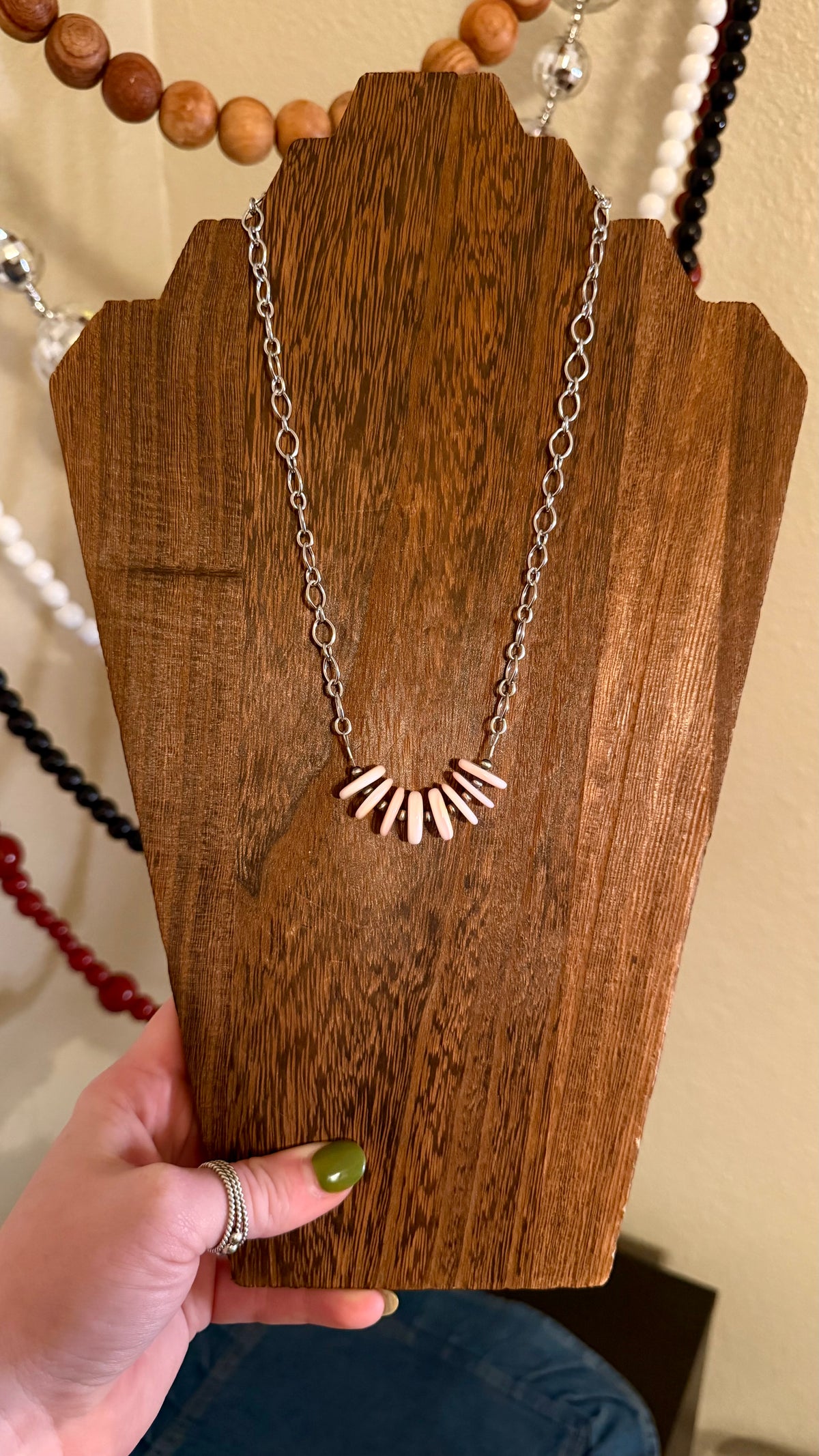 Pink conch bar -16in