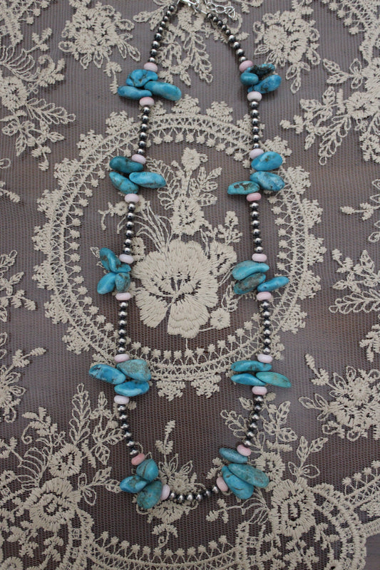 Pink conch and turquoise -19in w/ 1in ext