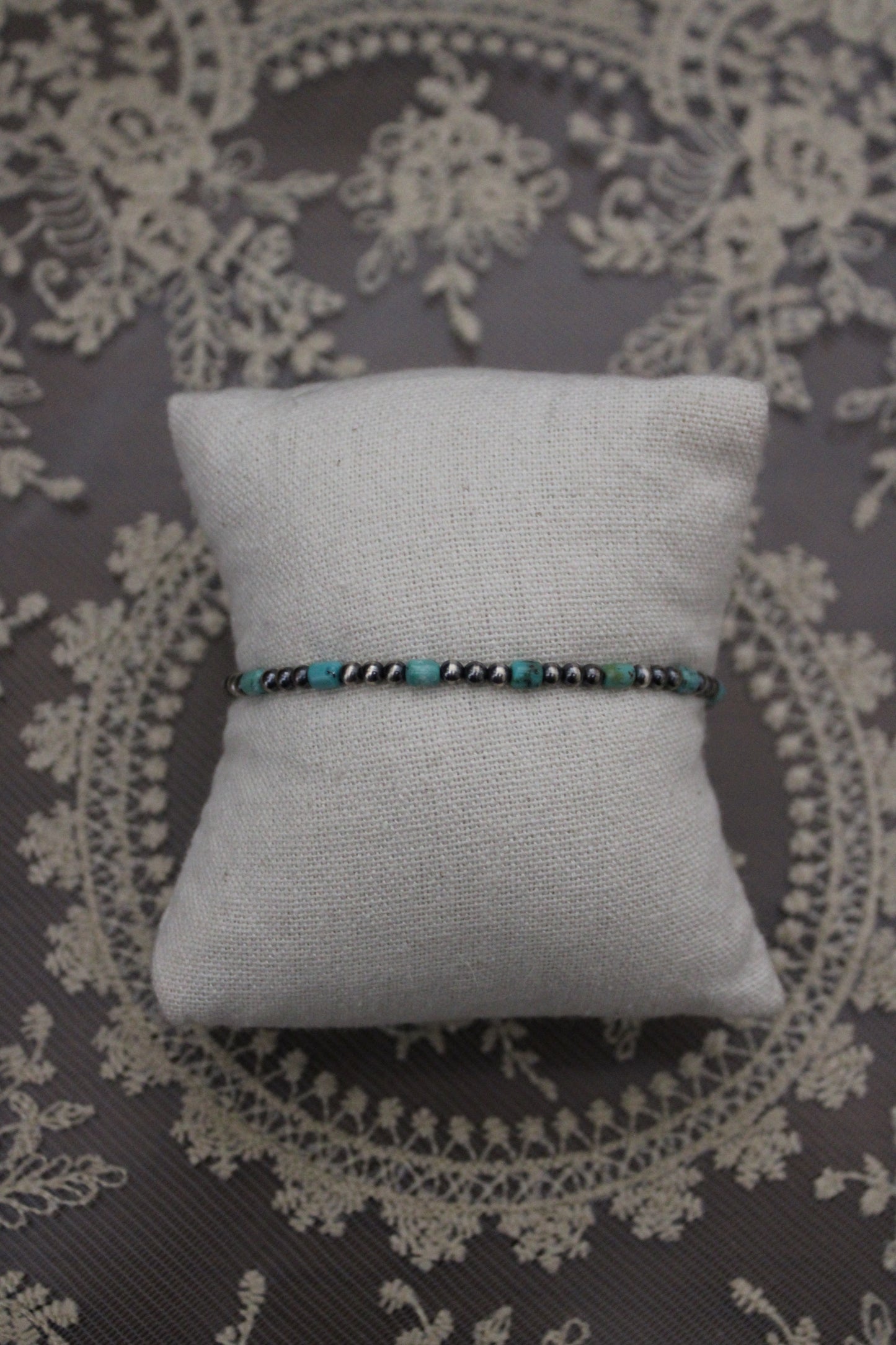 Turquoise bracelet -7in w/ 2in ext