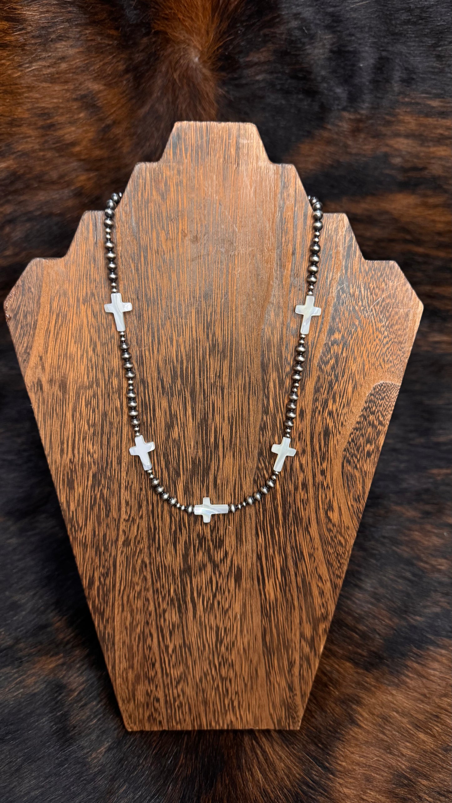 Pearl cross necklace -18in