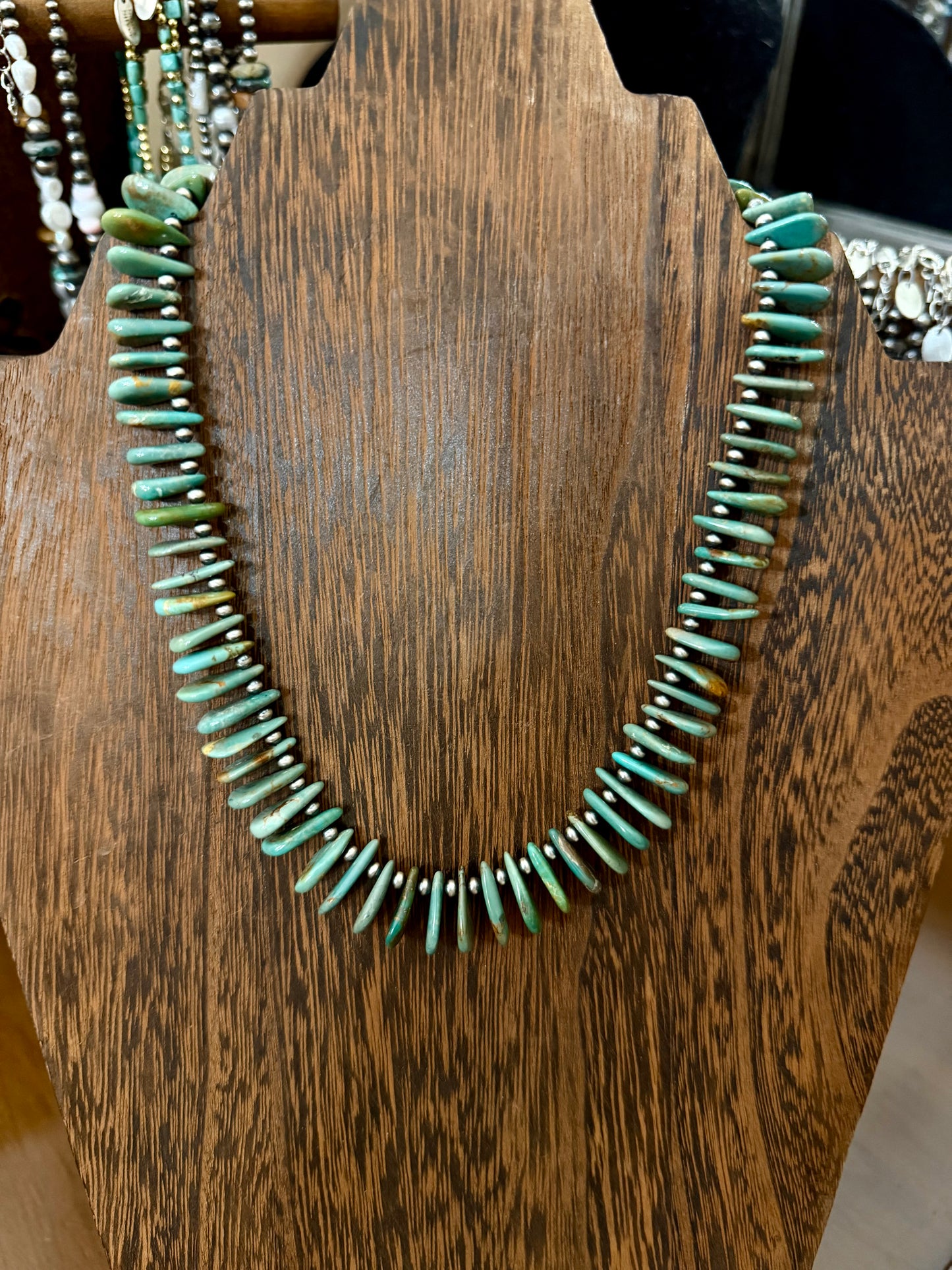 The Elaine-15.5in + 2in extender