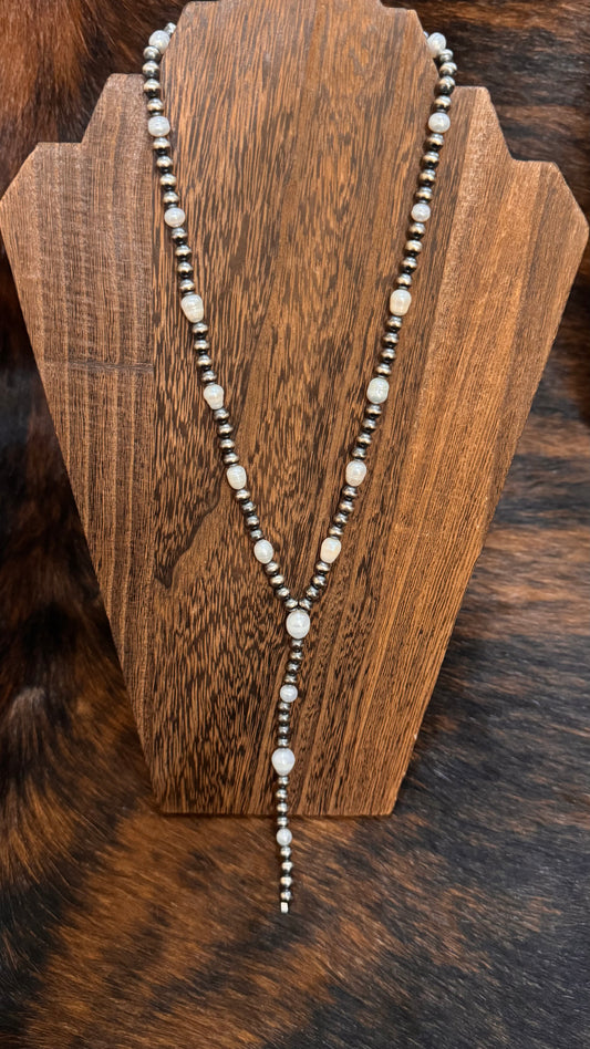 Freshwater pearl lariat -20in w/ 5in drop